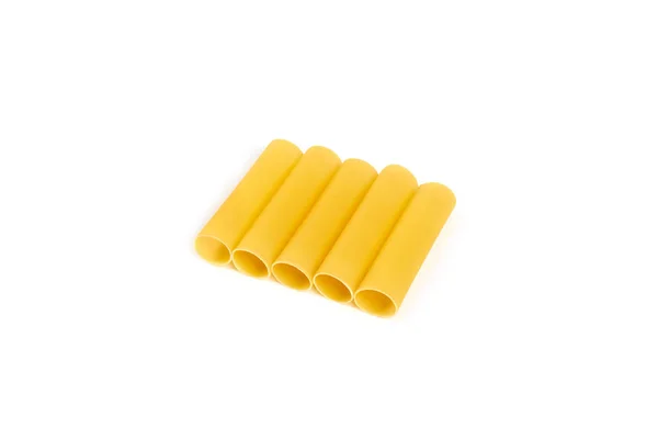 Italiano canelones massas tubos isolados sobre fundo branco . — Fotografia de Stock