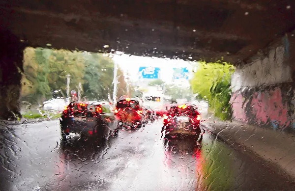 Driving Car Rain Storm Heavy Traffic View Windshield Rain Drops — Stock Photo, Image