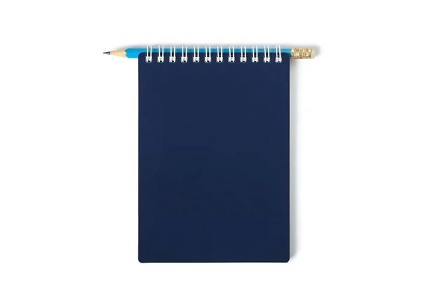 Μπλε Μολύβι Κλειστό Σημειωματάριο Απομονωμένη — Φωτογραφία Αρχείου