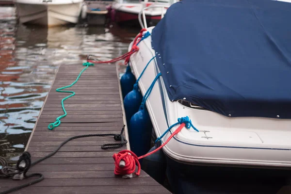 Moderno Parabrisas Barco Motor Cubierta Proa Cubierta Con Una Cubierta — Foto de Stock