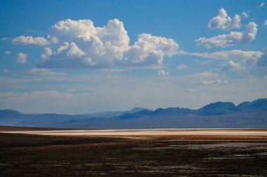 Ölüm Vadisi badwater alanında