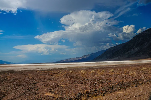 Область badwater у долині смерті — стокове фото