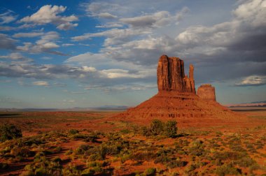 gün batımında anıt Vadisi
