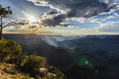 Büyük Kanyon 'da gün batımı