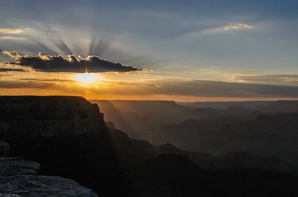 Büyük Kanyon 'da gün batımı — Stok fotoğraf