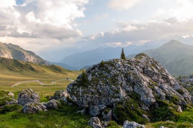 Passo di Giau, İtalyan Dolomites gün batımında