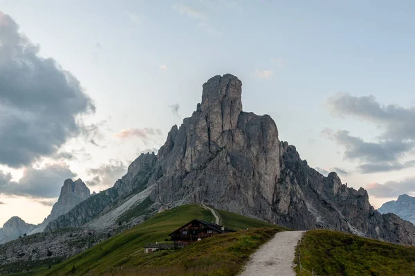Sunset at the Passo di Giau, in the Italian Dolomites — Stock Photo, Image