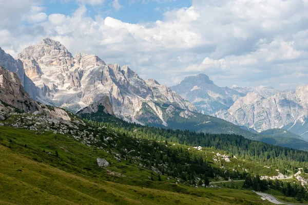 De Passo di Giau, in de Italiaanse Dolomieten — Stockfoto