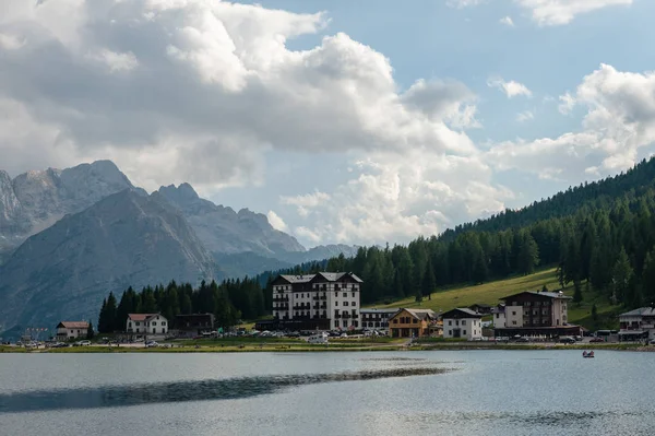 Lake Misurina in the Italian Dolomites — Stock Photo, Image