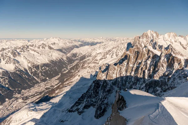 Met uitzicht op de Franse Alpen — Stockfoto