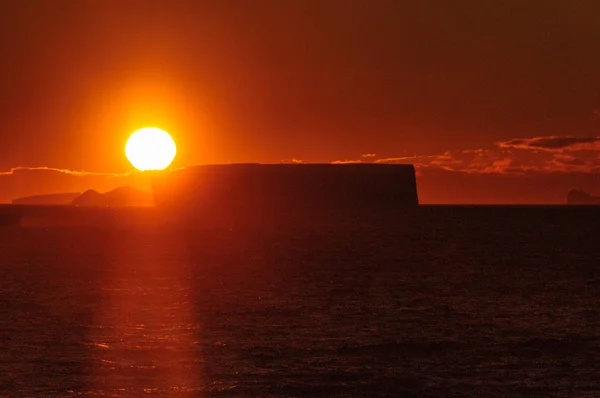 Закат над морем Уэдделла — стоковое фото