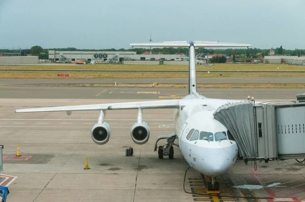 Bea-146 avroliner rj geparkt am Flughafen Brüssel — Stockfoto