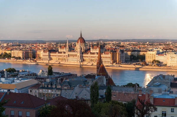 Luz da noite sobre Budapeste — Fotografia de Stock