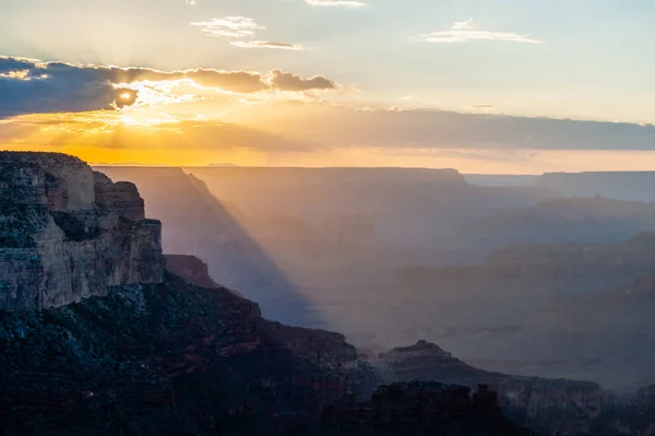 Pôr do sol sobre o Grand Canyon — Fotografia de Stock