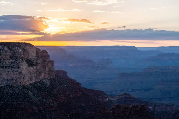 Ηλιοβασίλεμα πάνω από το grand canyon — Φωτογραφία Αρχείου