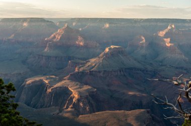 Büyük Kanyon üzerinden günbatımı