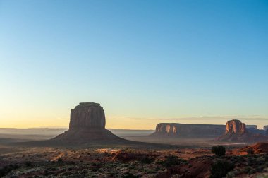 Monument Valley'de klasik batı imgeleri