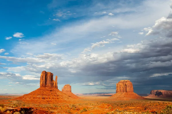 Imagens ocidentais clássicas no Monument Valley — Fotografia de Stock