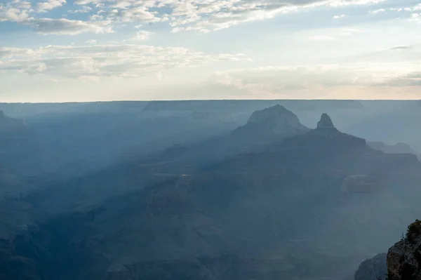 Nascer do sol sobre o Grand Canyon — Fotografia de Stock