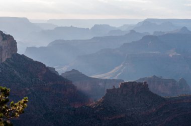Büyük Kanyon üzerinden günbatımı
