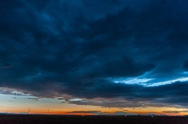 Route 66 boyunca etkileyici bulut oluşumları