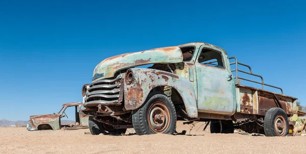 Vecchi relitti auto in Namibia — Foto Stock