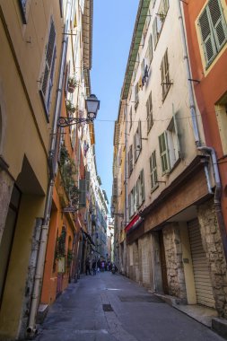 Güzel, Fransa, 6 Mart 2018. Geleneksel Provencal tarzı binalarda mimari bir kompleks dar sokağın eski şehirde yapmak..