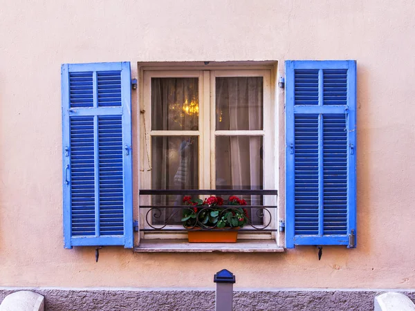 Nice Francia Marzo 2018 Edificios Tradicionales Estilo Provenzal Conforman Complejo —  Fotos de Stock