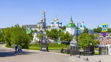 Sergiyev Posad, Rusya, üzerinde 21 Mayıs 2018. Troitsko-Sergiyevskaya Laurus, şehir ve önemli Ortodoks türbelerin biri ana görme. Panoramik bir anket platformu