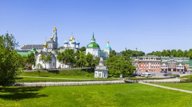Sergiyev Posad, Rusya, üzerinde 21 Mayıs 2018. Troitsko-Sergiyevskaya Laurus, şehir ve önemli Ortodoks türbelerin biri ana görme. Panoramik bir anket platformu