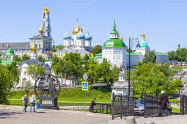 Sergiyev Posad, Rusya, üzerinde 21 Mayıs 2018. Troitsko-Sergiyevskaya Laurus, şehir ve önemli Ortodoks türbelerin biri ana görme. Panoramik bir anket platformu
