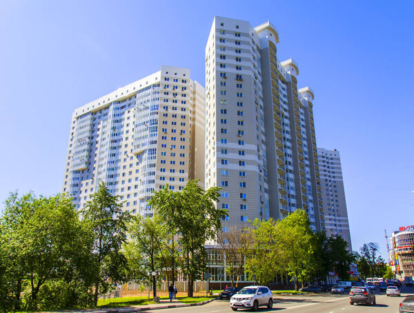 Пушкино, Россия, 21 мая 2018 года. Вид на город в солнечный весенний день
,