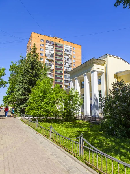 Poesjkino Rusland Mei 2018 Uitzicht Stad Zonnige Lente Middag — Stockfoto