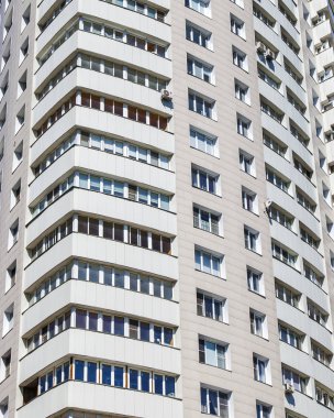 Pushkino, Rusya, üzerinde 21 Mayıs 2018. Yeni daireli ev bir cephe parçası