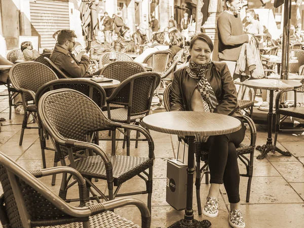 Экс Прованс Франция Марта 2018 Года Люди Отдыхают Едят Живописном — стоковое фото
