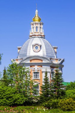 Sergiyev Posad, Rusya, üzerinde 21 Mayıs 2018. Troitsko-Sergiyevskaya Laurus, şehir ve önemli Ortodoks türbelerin biri ana görme. Kilise Manastırı ülkesinde