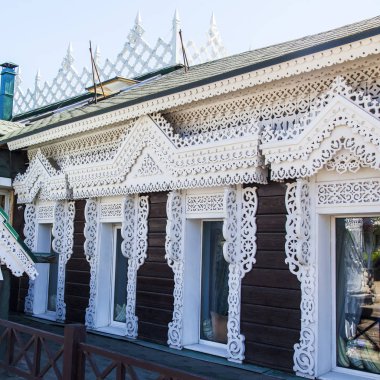 Sergiyev Posad, Rusya, üzerinde 21 Mayıs 2018. Geleneksel binaların pitoresk mimari detaylar