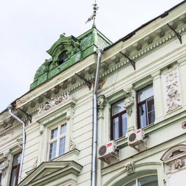 Moskova, Rusya, 4 Haziran 2018. Bina cephe tipik binanın çevresinde tarihi mimari bir parçası. 