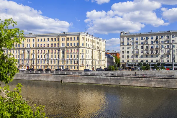 Moskva Rusko Červnu 2018 Pohled Řeku Moskvu Kadashyovskaya Nábřeží Historické — Stock fotografie