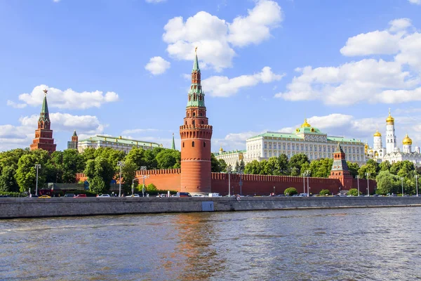 Moscow Russia June 2018 View River Moscow Kremlevskaya Embankment Towers — Stock Photo, Image