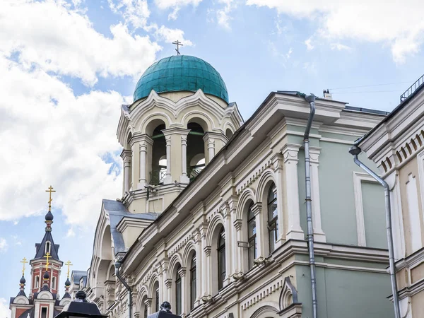 Москва Россия Июня 2018 Года Архитектурный Фрагмент Фасада Типичного Дома — стоковое фото