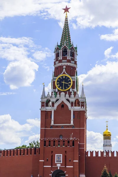 Москва Россия Мая 2018 Года Фрагмент Спасской Башни Московского Кремля — стоковое фото