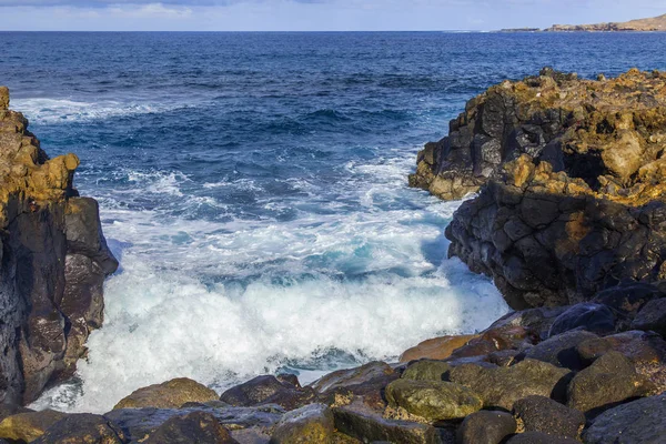 Picturesque Rock Coast Atlantic Ocean Washed Waves — Stock Photo, Image
