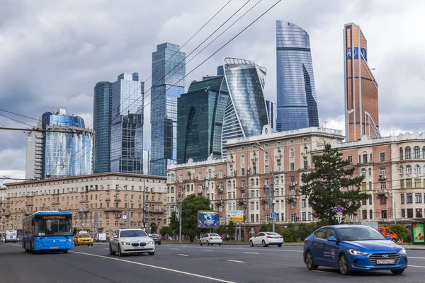 Moscou Russie Juillet 2018 Vue Urbaine Les Voitures Vont Sur — Photo