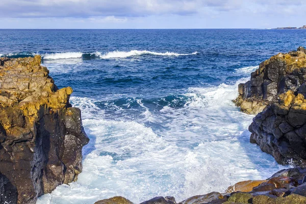 Picturesque Waves Coast Atlantic Ocean Wash Coastal Rock — Stock Photo, Image