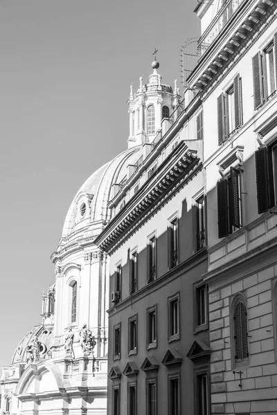 Řím Itálie Března 2017 Fasáda Staré Budovy Historické Části Města — Stock fotografie