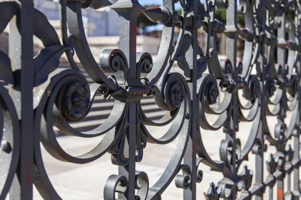 11 Mart 2017 tarihinde, Roma, İtalya. Güzel bir antik dekoratif ızgara üzerinde Venedik Meydanı