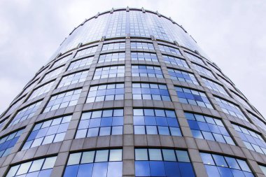 Moskova, Rusya, 3 Temmuz 2018. Kentsel görünümü. Gökdelenler Moscow city bulutlu gökyüzü arka planı