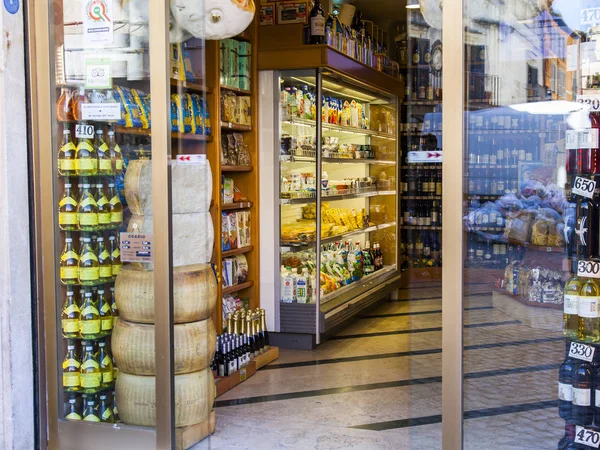 Rome Italy March 2017 Look Glass Typical Shop Italian Goods — Stock Photo, Image