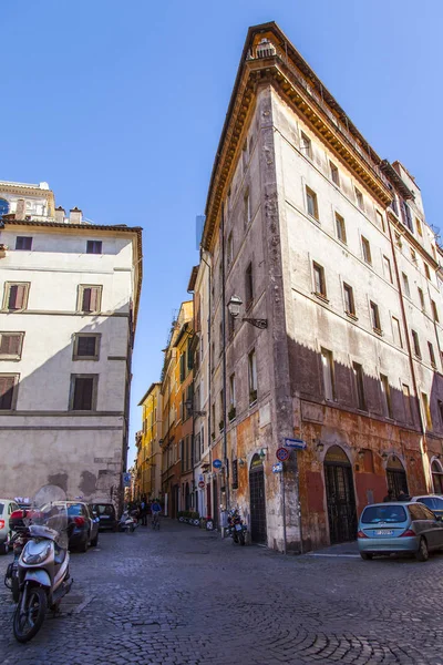 Rome Itália Março 2017 Bela Rua Pitoresca Uma Parte Histórica — Fotografia de Stock